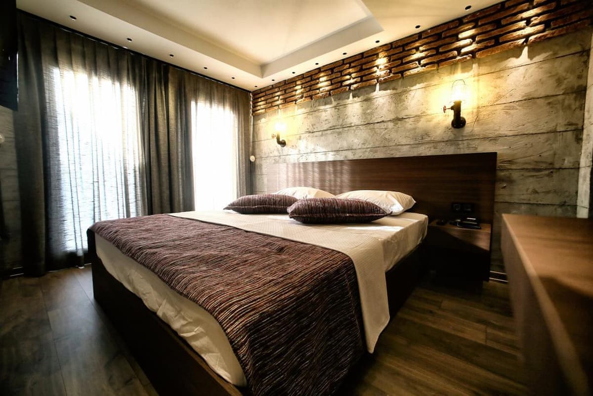 Elibol Hotel