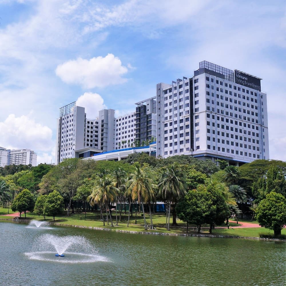 Komune Living & Wellness in the Park