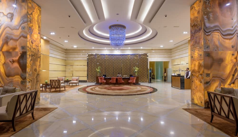 La Suite Dubai Hotel & Apartments