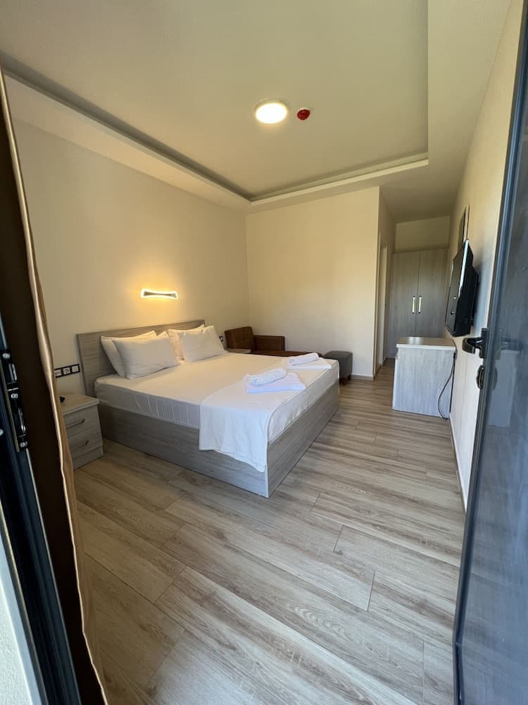 Life Point Boutique Hotel