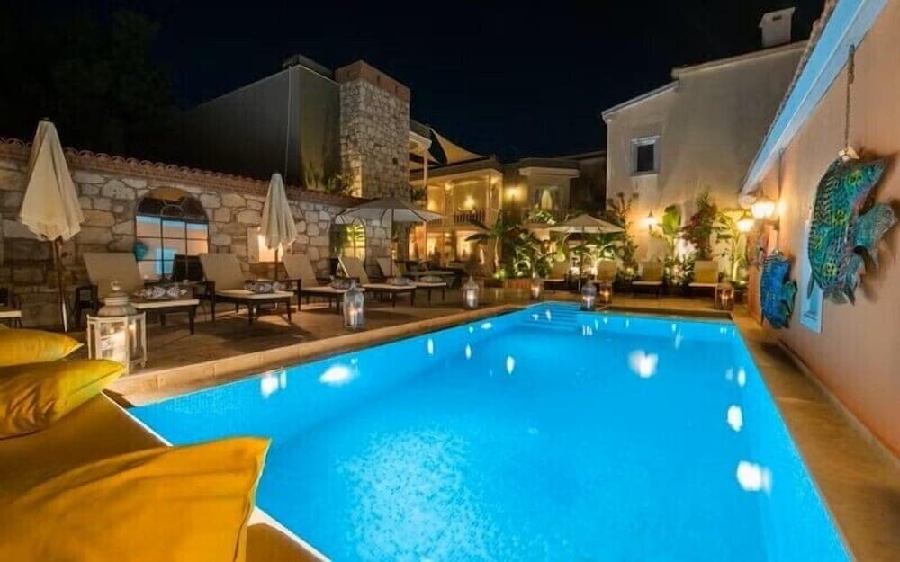 Marge Hotel