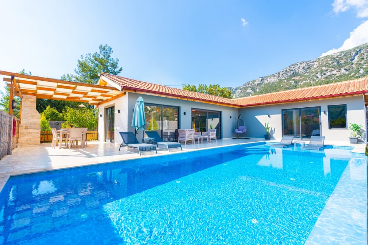 Villa Zelyus